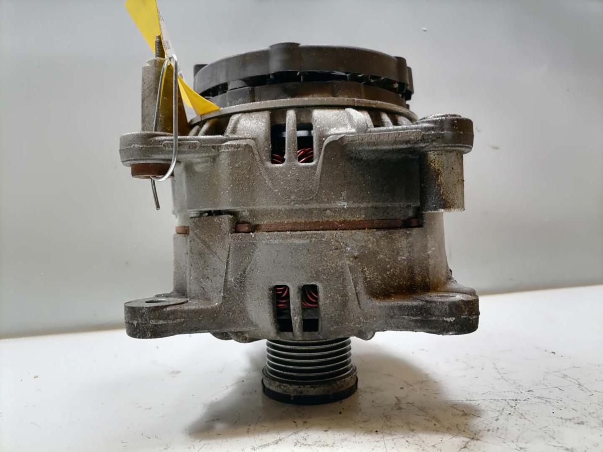 Audi A3 8P original Lichtmaschine Generator 1.4TFSI 92kw Bj.2012 Audi A3 8P original Lichtmaschine Generator 1.4TFSI 92kw Bj.2012
